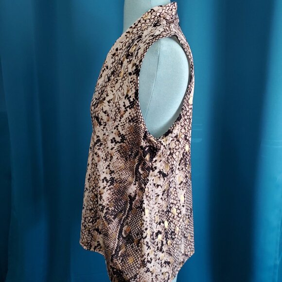 Snakeskin Stretchy w/ gold Metallic blouse – M - Picture 3 of 7